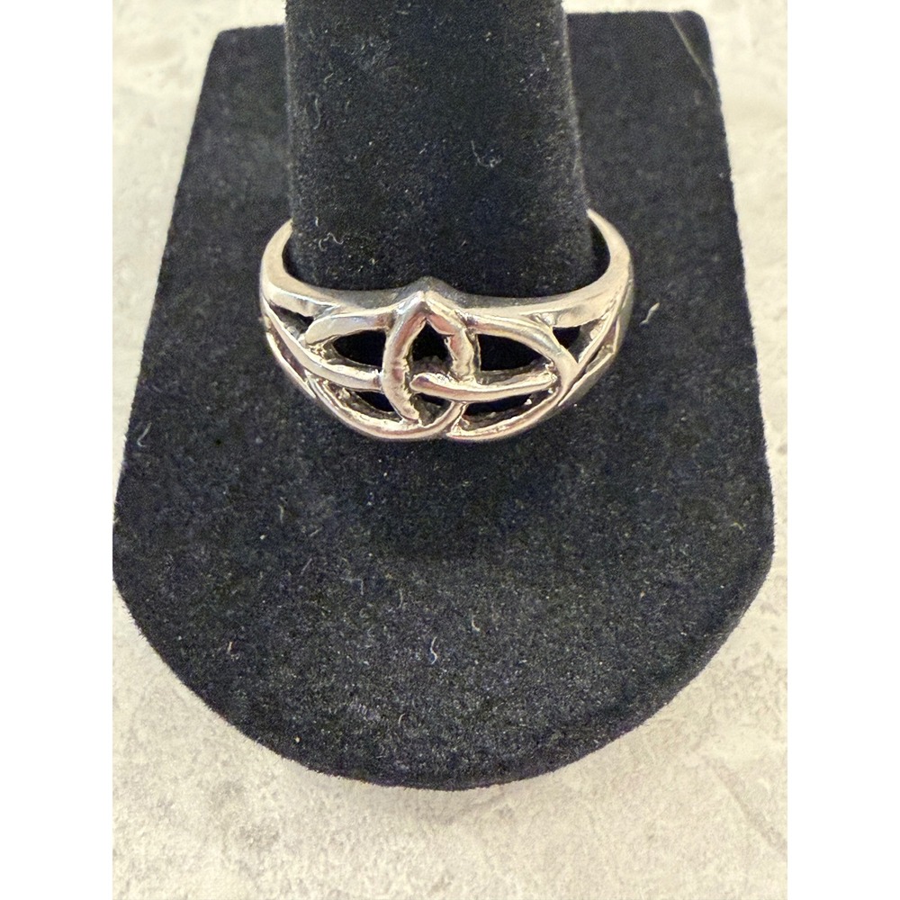 Sterling Silver 925 Celtic Knot Trinity Band Ring Size 9.25